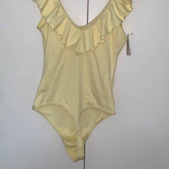 pastel yellow bodysuit - Picture 2 of 4